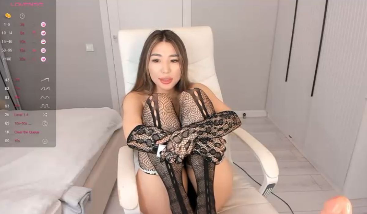 Asian live porn